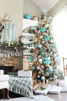 a decorated christmas tree in a living room