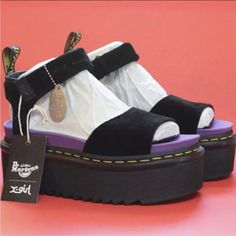 Brand New With Box & Limited Edition Doc Marten & X-Girl Black Velvet Platform Sandals Sz 8 Available Doc Martens Clogs, Clarissa Sandals, Black Doc Martens, White Platform Sandals, Sneakers Nike Air Max, Black Gladiator Sandals, Vintage Sandals, Doc Marten, Chubby Fashion