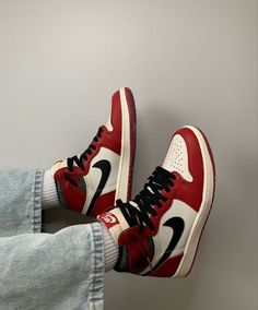 Chicago Nike Jordans, Nike Air Jordan 1 Retro High Og Chicago, Jordans Chicago Shoes, Chicago Red Jordans, Chicago Ones Jordan Outfit, Nike Jordan 1 Chicago, Nike Lost And Found Outfit, Jordan 1 Chicago Outfit Woman, Nike Air Jordan 1 Lost And Found