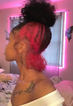 Pink Skunk Stripe Locs, Skunk Highlights, Pink Peekaboo, Skunk Hair, Hair Tea, Hot Pink Hair, Hair Color Streaks