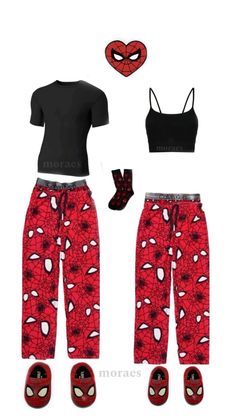 outift casal, homem aranha, casal combinando, pijama homem aranha, pijama de casal, pijama de casal homem aranha, casal #outfits #foryoupage Matching Couple Pajamas Aesthetic, Cute Couple Pjs, Couple Matchy Outfits, Matching Pyjamas Couple, Spiderman Pjs, Spider Man Pjs, Pyjama Couple, Couple Aesthetic Outfits, Cute Couple Matching Outfits