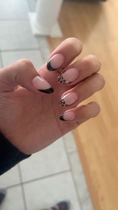 Simple Leopard Nails, Nail Inspo Cheetah, Cheetah French Tips, Nail Inspo Cheetah Print, Cheta Print French Tips, French Tip Cheetah Nails, Almond Cheetah Nails, Black And Cheetah Nails, Black Almond French Tip