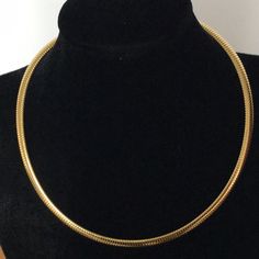 Gold Omega Necklace Nwot. 18" Chain Necklace Has Never Been Used And Is Shiny And New Looking. Clasp Holds Securely. Width Of Chain Is 1/4". No Signature Or Material Content. It Is A Very High Quality, With Nice Weight, But Not Genuine Gold. Omega Necklace, Choker Gold, Chain Choker, Womens Jewelry Necklace, Chain Necklace, Jewelry Necklaces, Women Jewelry, Chain, High Quality