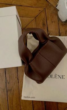 Polene Bag Numero Neuf, Quiet Luxury Bags, Classy Bags, Polene Bag, Inside My Bag, My Style Bags, Luxury Bags Collection, Handbag Essentials, Girly Bags