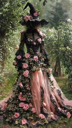 Forest Dresses, Witchy Dresses, Halloween Wedding Dresses, Dreamy Gowns, Diva Dress, Fashion Drawing Dresses, Perfect Prom Dress, Fantasy Gowns