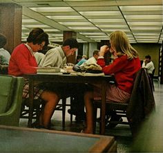 40 Old Photos Show What School Looked Like in the 1970s ~ Vintage Everyday 1970s School, School List