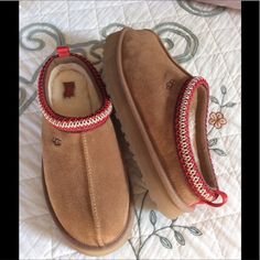 Ugg Tazz Shoes Brand New With Box Note These Are A Junior’s Size Size 5 Will Fit A Woman’s Size 7 Chestnut Blue Ugg Boots, Fur Boots Women, Pink Ugg Boots, Cute Uggs, Ugg Tazz, Ugg Boots Classic Short, Ugg Winter Boots, Ugg Classic Tall, Black Ugg Boots