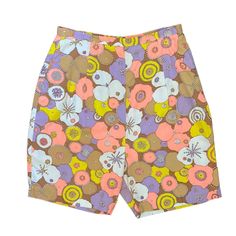 Excellent vintage condition. Measures : waist 27, inseam 6. Modern size estimate Medium. Fitted Vintage Beach Shorts, Retro Summer Shorts, Multicolor Bottoms With Retro Print For Spring, Retro High Waist Beach Bottoms, Retro Shorts For Spring, Retro Brown Bottoms For Spring, Vintage Spring Shorts, Vintage High-waist Beach Bottoms, Vintage Shorts For Spring