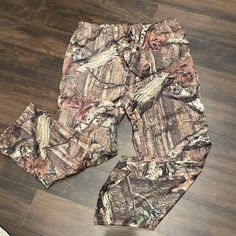 Cabela’s Outdoor Camo Weatherproof Pants Size Xl- New Without Tags. B18 Outdoor Bottoms With Elastic Waistband, Mens Pants, Camo, Man Shop, Tags, Pants, Color, Trousers