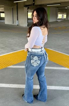 Big Bum, Riding Outfit, Baddie Outfits Casual, Beauty Life, Baddie Outfits, Girls Jeans, Fitness Inspo, Amazing Women