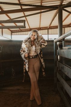 The Ranchers Wife Trousers in Taupe – Western Vogue Boutique Plus Size Western Wear Rodeo, Western Professional Attire Amazon, Plus Size Fall Western, Womens Western Pant Suit, Nfr Las Vegas Outfits, 90s Country Outfit Women, Western Theme Family Pictures, Nfr Fashion 2024, Western Suits Women