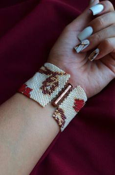 Elegant Beaded Cuff Bracelets, Handmade Cuff Bracelet As Fashion Accessory, Beaded Cuff Bracelet As Gift, Beaded Cuff Bracelets As Gift, Beaded Cuff Bracelet Gift, Beaded Cuff Jewelry Gift, Beaded Cuff Bracelets For Gift, Handmade Beaded Cuff Bracelet As Gift, Handmade Beads Bracelet