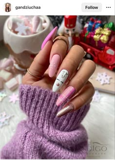 Pink And White Christmas Nails, Rudolph Nails, Pink Christmas Nails, Winter Nail Design, Holiday Nails Diy, Plain Nails, Nail Candy, Christmas Nail Art Designs