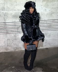 Hooded Dress Outfit Black Women, Black Birthday Outfit Winter, Mini Coat Outfit, Fur Coat Outfits Black Women, Birthday Outfit With Gloves, Fur Coat Birthday Outfit, Bougie Winter Outfits, Christmas Outfit For Black Women, Fur Jacket Dress Outfit