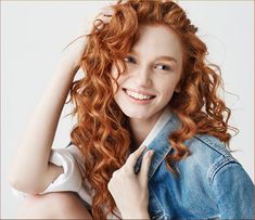 Achieve beautifully defined curls or add volume to your hair with Uplift’s Forming Mousse—perfect for curl definition or as a volumizing pre-styler. This lightweight, non-sticky mousse is crafted with natural ingredients like aloe vera and Manuka honey to hydrate, strengthen, and protect your hair while delivering effortless volume and frizz-free results. Whether air-drying, using a diffuser, or blow-drying, this mousse provides long-lasting, flexible hold without weighing your hair down. Why Yo 8th Grade Prom Hairstyles, Middle School Hairstyles 6th Grade, Prom Hairstyles Curly, 8th Grade Prom, Middle School Hairstyles, Hair Paste, Biotin Hair Growth, Biotin Hair, Hair Growth Shampoo