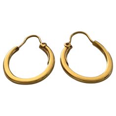 9ct 375 Gold Oval Hoop earrings By Italian Goldsmith UnoAerre. Fully stamped - Italian Markings (Province stamp 750 & unoaerre Weight 1.75 Grams Luxuriously smooth - Bright Buttercup Gold. Cocktail Necklace, White Gold Diamond Earrings, Oval Hoop Earrings, Cartilage Earrings Hoop, Vintage Pocket Watch, Mini Hoop Earrings, Wide Bracelet, Fan Earrings, Gold Diamond Earrings