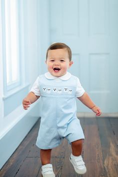 BOY WEARING SMOCKED BLUE GHOSTS JONJON Southern Baby Boy Outfits, Boys Smocked Outfits, Smocked Baby Clothes, Peter Pan Collar Shirt, Baby Keepsake Box, Smocked Clothes, Peter Pan Collar Dress, Hand Smock, Tiny Star