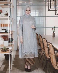 Kebaya Tile Modern Hijab, Kebaya Style, Mix And Match Outfits Hijab, Mint Bridesmaid Dresses, Muslimah Wedding, Kebaya Brokat