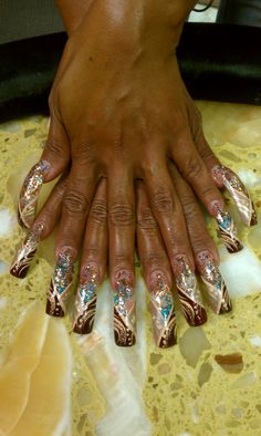 Mcbling Nails Long, Snooki Nails, 2000 Nail Designs, Y2k Nails Acrylic, Glitter Nails Acrylic, Curved Nails, Duck Nails, Drip Nails, Really Cute Nails