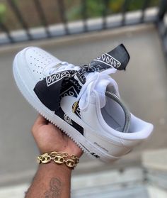 Custom Black Bandana Air Force 1s - Kiaun's Customs Customized Converse, Sneakers Customized, Air Force One Shoes, Black Nike Air Max, Black Bandana, Custom Painted Shoes, Custom Shoes Diy, Nike Air Force 1s, Air Force 1s