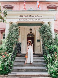 the old pink house restaurant and tavern in savannah, ga featured by top us travel blog, food diary