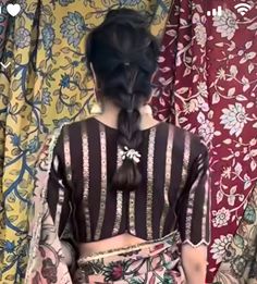 Blouse Stitching Ideas, Simple Blouses, Blouse Inspiration, Pattern Blouses, Kalamkari Blouse, Patch Work Blouse Designs, Draping Styles, Cotton Blouse Design, Blouse Works