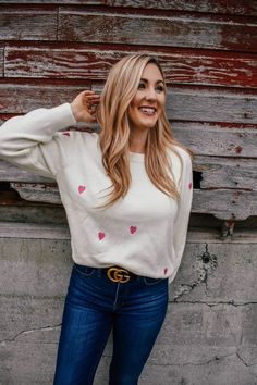 Valentines Day Sweater Ideas: Pom Poms & Hearts - Amy Bjorneby Valentine Dress, Valentines Outfits, Print Sweater, Cute Fall Outfits, Pink Hearts, Current Fashion Trends, Gray Sweater