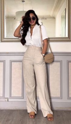 Business Woman Summer Outfit, Grad Attendee Outfit, Proffesional Woman Outfits Summer, Girly Outfits Aesthetic Summer, Classy Neutral Outfits, Office Outfits Women Simple, Ootd Office Casual, Professional Outfits Summer, Jw Convention Outfits