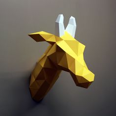 Giraffe DIY Paper Animal Sculpture Paper Head, Origami Yoda, Origami 3d, A Giraffe, Paper Animals, Paper Folding, Wrapping Ideas, Animal Heads, Arte Animal