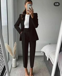 Interview Outfits Women, Fashionable Work Outfit, Interview Outfits, Corporate Attire, Corporate Outfits