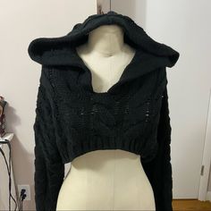 Dramatic Cropped Hoodie From Fashionnova Brand New Never Worn Hoodie Outfit Midsize, Black Knitted Long Sleeve Hoodie, Black Cable Knit Cropped Sweater, Black Knit Hoodie Sweater, Casual Fall Cropped Hoodie Sweater, Casual Cropped Hoodie Sweater For Fall, Black Knitted Cropped Sweater, Black Knitted Casual Hoodie, Casual Black Knitted Cropped Sweater