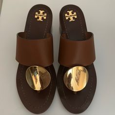 Reposhing This Item I Purchased From @Cm1313. Loved It, But Ready To Rotate For Something New. Questions? Leave A Comment Below! Formal Tan Sandals With Round Toe, Formal Tan Sandals, Designer Tan Sandals With Round Toe, Tory Burch Shoes, Brown Gold, Leave A Comment, Women's Shoes Sandals, Something New, Tory Burch