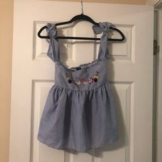 Boutique Never Worn Gorgeous Blue White Pinstriping, Straps Lay Off Of The Shoulders. Striped Floral Print Tops For Summer, Spring Striped Tops With Floral Print, Pinstriping, Pin Stripe, Floral Stripe, Floral Top, Floral Tops, Off The Shoulder, Blue White