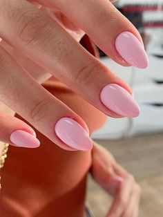 Pink Oval Nails, Solid Color Acrylic Nails, Short Almond Shape, Almond Nails Pink, Short Pink Nails, Pink Nail Colors, Wide Nails, Baby Pink Nails, Plain Nails