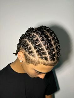 Men Small Box Braids, 4 Stiches Braids, Cool Cornrows Men, Barrel Locs Men, Cornrows Straight Hair, Barrel Twist Braids, Rope Twist Braids Men, Low Taper Braids, Men Barrel Twist Style