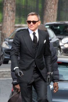 James Bond Outfits, Tom Ford Dress, 007 Spectre