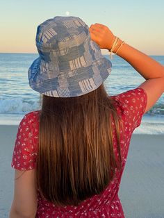 This bucket hat was made with two different jean fabrics making it reversible if you would like to switch between the two! This hat will fit a 22' inch to 24' inch head, with a 3' inch brim. I had a great time making this product and hope you enjoy your purchase! Jean Bucket Hat, Cow Print Bucket Hat, Bucket Hat Girl, Blue Bucket Hat, White Bucket Hat, Kids Sun Hat, Denim Bucket Hat, Princess Kids, Jeans Fabric