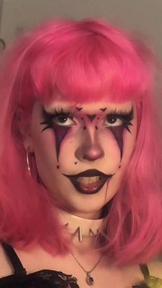 Pink And Black Clown Makeup, Creepy Clown Makeup Women, Red And Black Clown Makeup, Purple Clown Makeup, Juggalette Makeup, Pink Clown Makeup, Clown Makeup Ideas, Creepy Clown Makeup