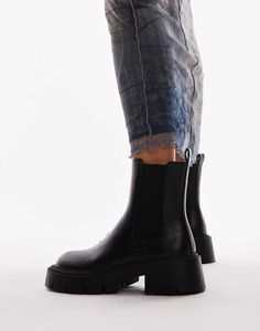 Sko fra Topshop Det her er Topshop Trækflap, så det er let at tage dem på Elastiske indlæg Rund tå Chunky sål Middelhøj blokhæl Sacs Tote Bags, Chunky Chelsea Boots, Trainer Heels, Winter Party Dress, White Trainers, Maxi Dress Trend, Short Socks, Heeled Loafers, Adidas Samba