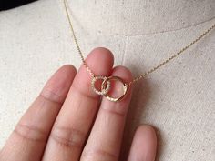 Pavé Two Circles Necklace in Gold Dainty by GreatLakesShop on Etsy Girlish Gold Chain Design, Simple Pendents Gold, Simple Gold Pendent Designs, Simple Chain With Pendant Gold, Gold Pendent Simple, Small Chains Gold, Pendent Designs Gold, Gold Necklace Ideas, Chain Designs Gold