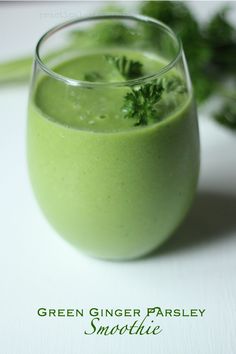 Parsley Smoothie, Smoothie With Ginger, Ginger Smoothie, Romaine Lettuce Salad, Inflammatory Diet, Green Drinks, Ginger And Honey, Diet Meal, Diet Meal Plans