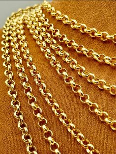 18k Solid Gold Rolo Chain,5mm Thickness, 36",34",32",28",24",22" all with lobster claw closure. Handmade with highest quality gold and workmanship *18k Rolo gold chain, 22 inches, 5mm thickness, 11 grams or 0.388 oz* *18k Rolo gold chain, 24 inches, 5mm thickness, 12.7 grams or  0.448* *18k Rolo gold chain, 26 inches, 5mm thickness, 13 grams or 0.459 oz* *18k Rolo gold chain, 28 inches, 5mm thickness, 14 grams or 0.494 oz* *18k Rolo gold chain, 32 inches, 5mm thickness, 16 grams or 0.564 oz* *18 Chain For Men, Gold Price, Handmade Gold, Rolo Chain, Jewelry Business, Haiti, Real Gold, Ethiopia, Caribbean Netherlands