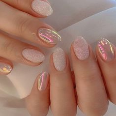 Nails Pearlescent, Nails Bling, Kutek Disney, Valentine Nails, Short Almond, Colorful Nails, Smink Inspiration, Her Nails, Fake Nails With Glue