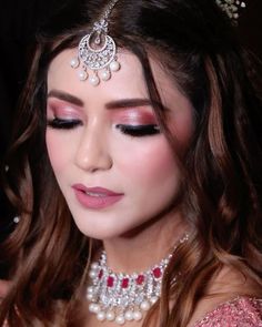 Best Beauty Parlour and Makeup for Ladies at Home in Vastu Khand Beauty Parlour Makeup, Engagement Dress For Bride, Pink Engagement, Party Makeup Looks