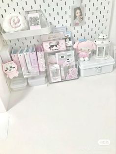 there are many items displayed on the shelf