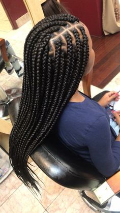 Follow @icyflameinfluence for more pins❄️🔥 Medium Hair Braids, Medium Box Braids, Twisted Hair, Blonde Box Braids, Long Box Braids, Box Braids Hairstyles For Black Women, Braids Hairstyles Pictures, Twist Braid Hairstyles