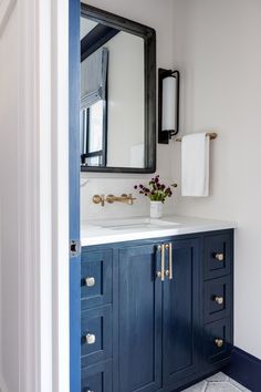 Newport, RI | Powder Room Newport Ri, Hamptons Style, Bathroom Spa, Outdoor Entertaining Area, Apartment Decor Inspiration, Entertaining Area, Family Living, Kids' Bathroom