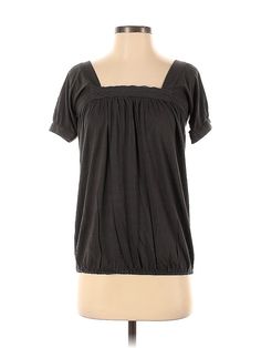 Gap Short Sleeve Top Size: Small Black Tops - used. 55% COTTON, 45% MODAL, Sweetheart, | Gap Short Sleeve Top Black Sweetheart Tops - Used - Size Small Black Gap Top For Summer, Gap Black Summer Top, Spring Black Tops By Gap, Gap Shorts, Short Sleeve Top, Short Sleeves Tops, Gap, Sleeve Top, Women Handbags