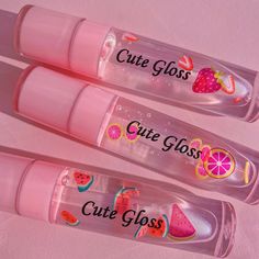 A trio of handmade natural crystal clear lip-gloss' in Watermelon, Strawberry & Lemon💖 Comes in a cute baby pink and clear tube💖 Gives a crystal clear glossyness to the lips 💖This set is cruelty free, vegan and made with natural ingredients💖 These glosses come in our beautiful gift box filled with pink tissue paper and sealed with a pink sticker and our logo! To top it off our gift for friends and family or treat for yourself will arrive in a lovely baby pink mailing bag! FREE DELIVERY‼️ . Lip Gloss Aesthetic, Cute Lip Gloss, Gloss Aesthetic, Freckles Makeup, Fake Freckles, Diy Gifts To Sell, Makeup Drawing, Small Lips, Flavored Lip Gloss