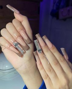 Burberry Nails, Multicolored Nails, Glitter Nails Acrylic, Diy Acrylic Nails, Ombre Acrylic Nails, Sweater Nails, Nails Design With Rhinestones, Long Acrylic Nails Coffin